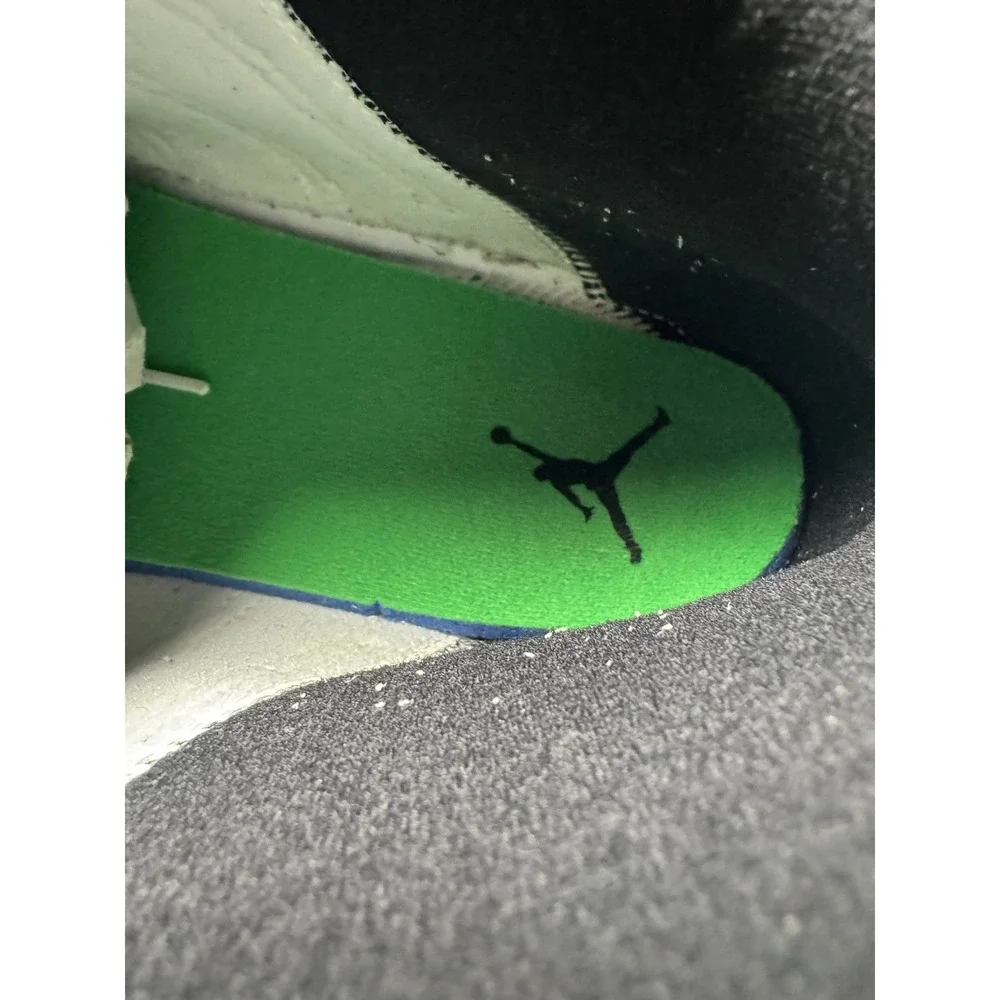 Pre-Owned Jordan Retro 13 Lucky Green Mens Size 13 With Box